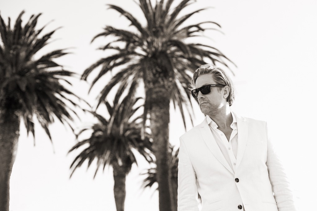 (photograph by top wedding & lifestyle photographer Guido Schwarz) Ike Moriz Top wedding singer

